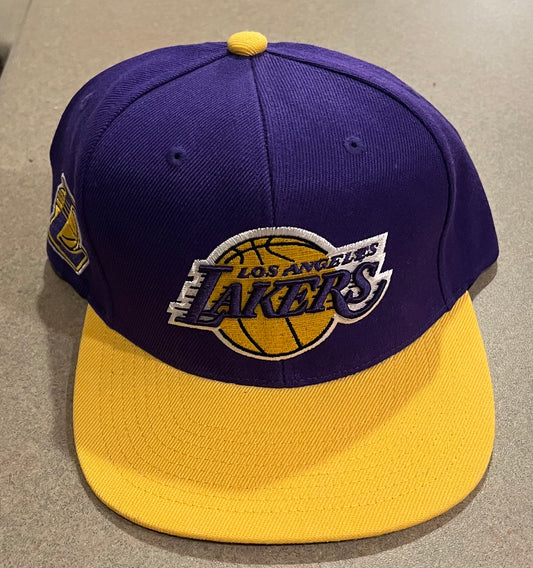 Los Angeles Lakers Mitchell and Ness Snapback Hat